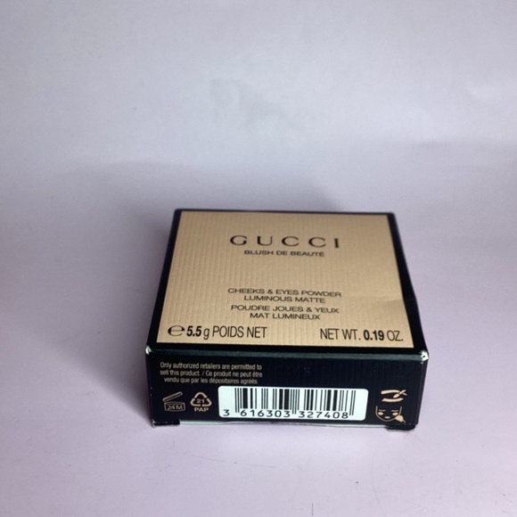Gucci Blush De Beaute Cheeks & Eyes Luminous Matte Powder In 02 Tender Apricot - Picture 5 of 5